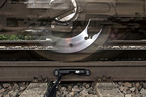 Thales to partner with Network Rail to enhance track safety at UK level crossings